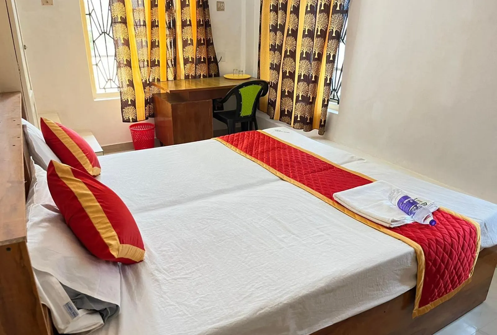 Surya Tourist Home Thiruvananthapuram 0*,  India